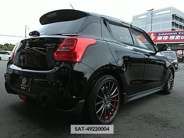 Suzuki SWIFT 2021-09 369056-6