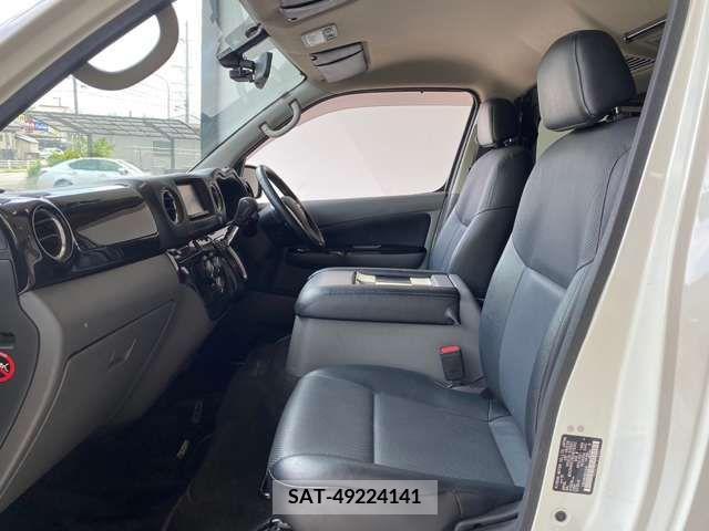 Nissan NV350 Caravan 2014-06 382108-6