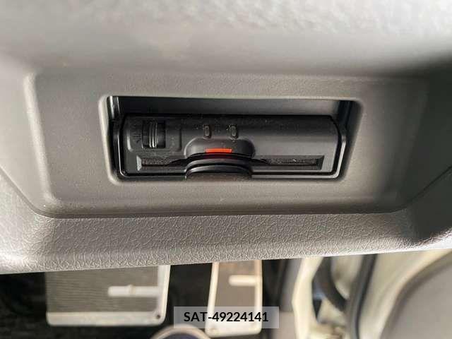 Nissan NV350 Caravan 2014-06 382108-13
