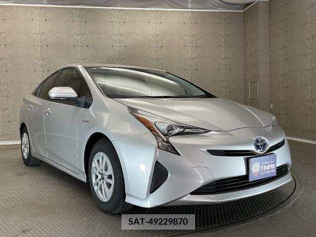 Toyota PRIUS 2016-09 283104-4
