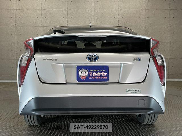 Toyota PRIUS 2016-09 283104-5