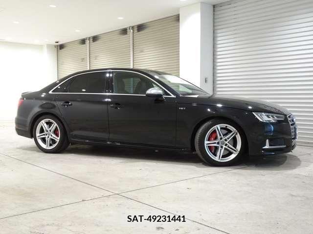 Audi S4 2018-09 212529-4