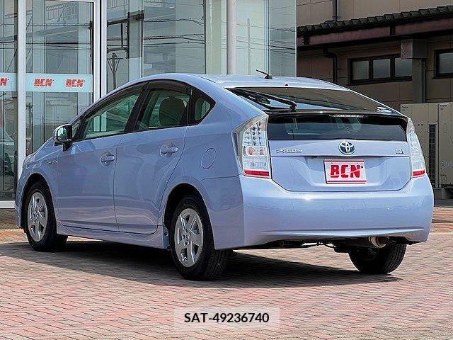 Toyota PRIUS 2011-10 241894-8