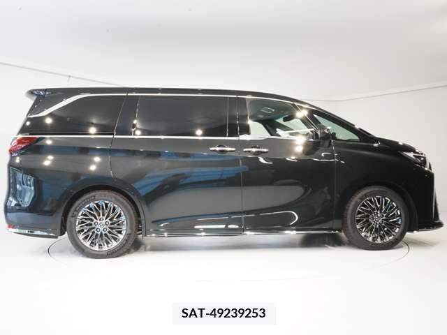 Lexus LM 2024-02 355151-5