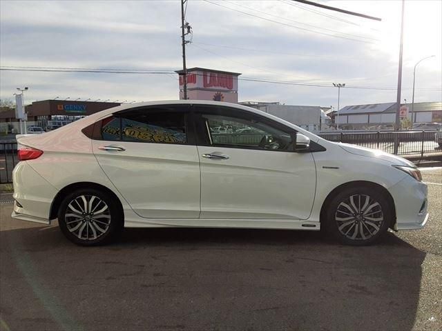 Honda GRACE 2017-07 192832-3