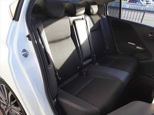 Honda GRACE 2017-07 192832-20