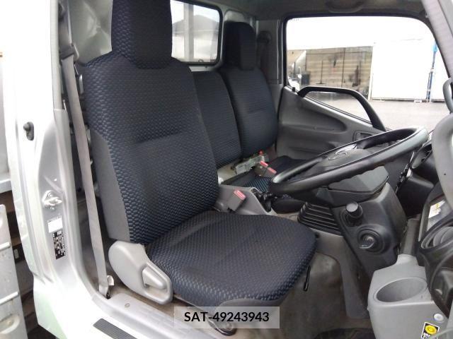 Hino DUTRO 2019-12 352755-1