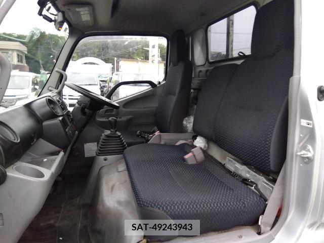 Hino DUTRO 2019-12 352755-7