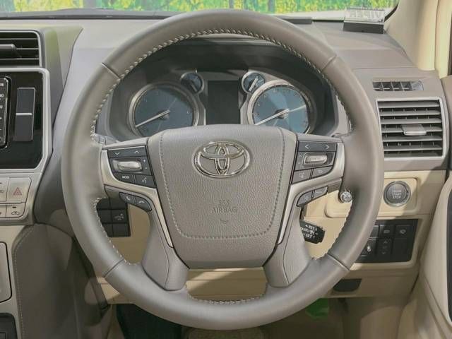 Toyota PRADO 2023-01 184242-11