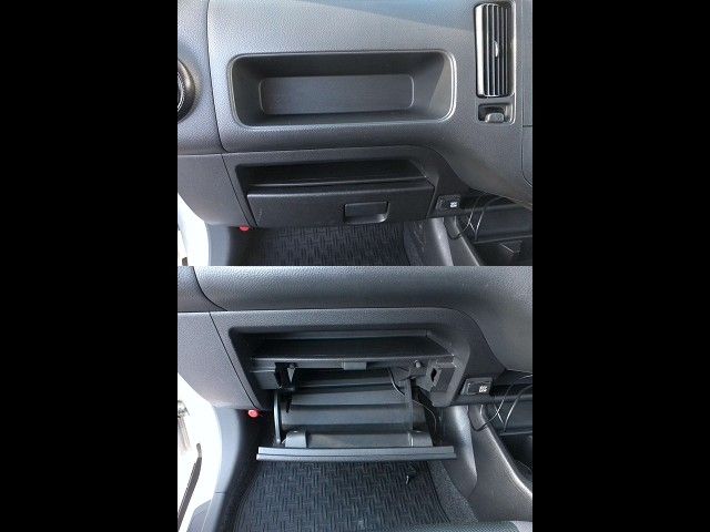 Nissan NV150 AD 2018-12 185646-9
