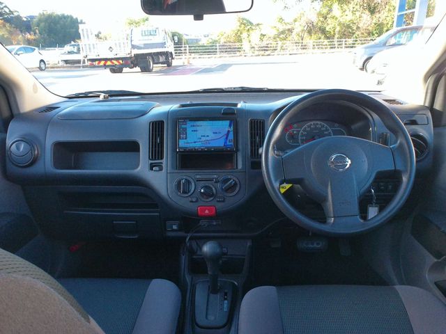 Nissan NV150 AD 2018-12 185646-1