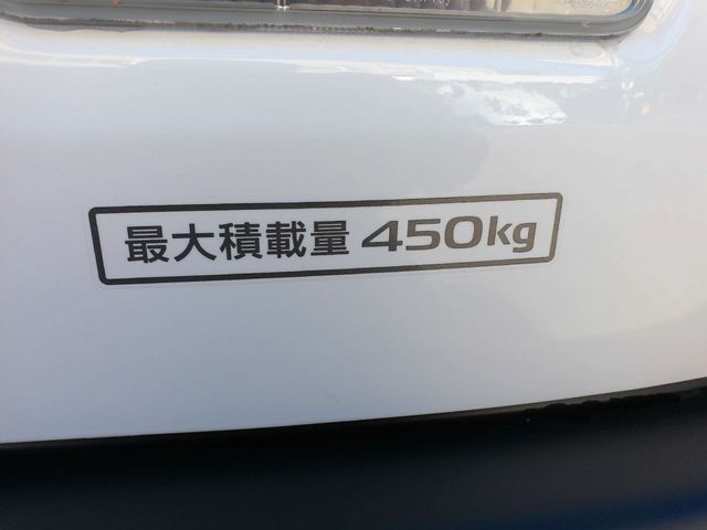 Nissan NV150 AD 2018-12 185646-21