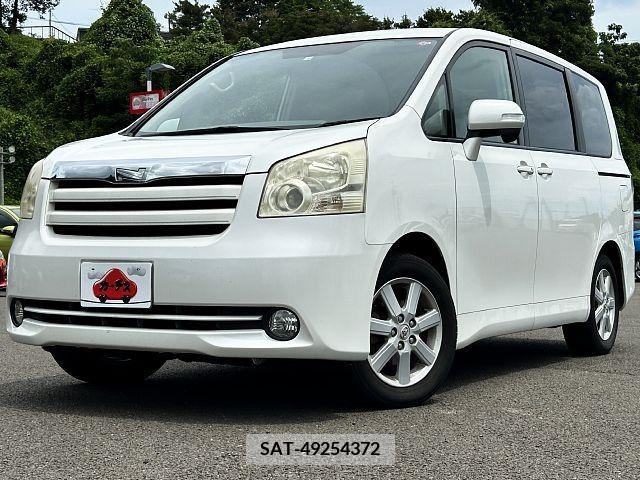 Toyota NOAH 2008-03 385764-0