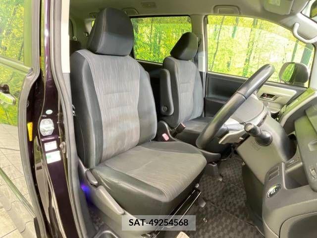 Toyota VOXY 2010-12 253129-8