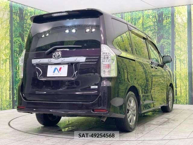 Toyota VOXY 2010-12 253129-18