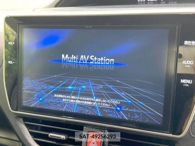 Toyota NOAH 2018-01 321548-2
