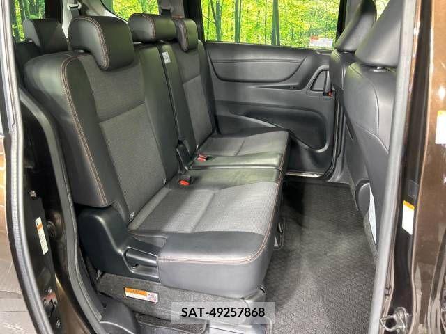 Toyota SIENTA 2017-12 336418-9