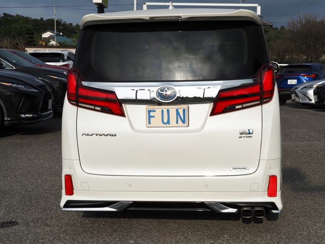 Toyota ALPHARD HYBRID 2021-12 23176-6