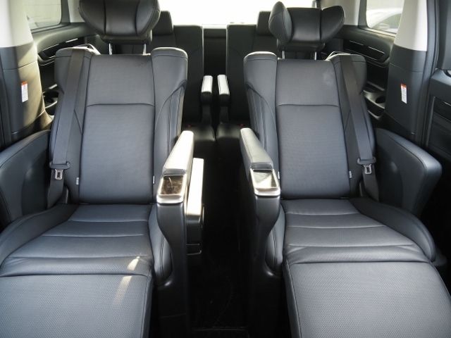 Toyota ALPHARD HYBRID 2021-12 23176-13