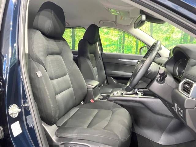 Mazda CX-5 2017-03 21656-8