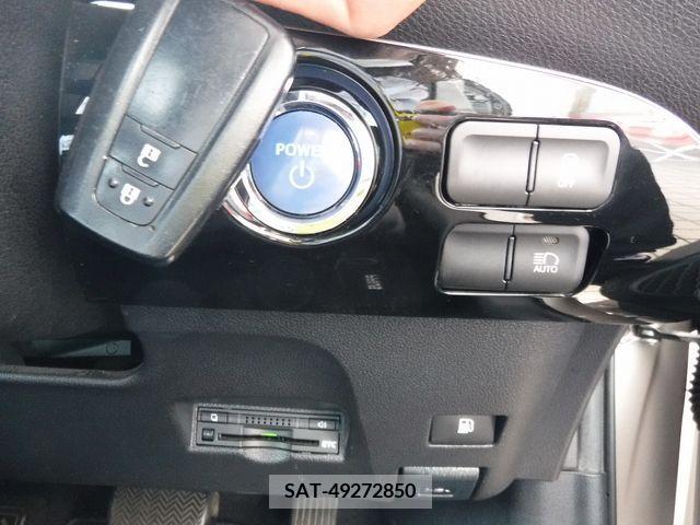 Toyota PRIUS 2016-07 381520-15