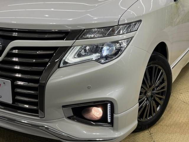 Nissan ELGRAND 2015-03 26832-13