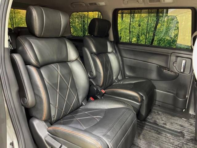 Nissan ELGRAND 2015-03 26832-9