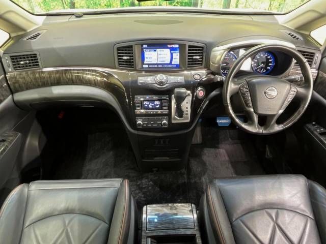 Nissan ELGRAND 2015-03 26832-1