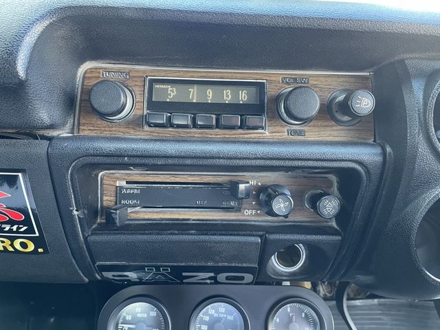 Nissan SKYLINE 1971-10 24141-18