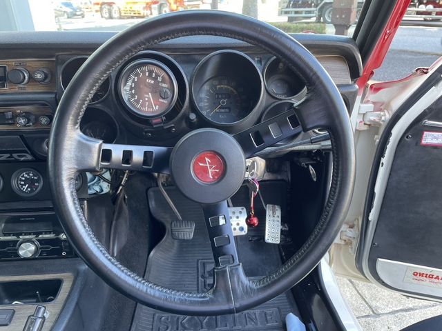 Nissan SKYLINE 1971-10 24141-16