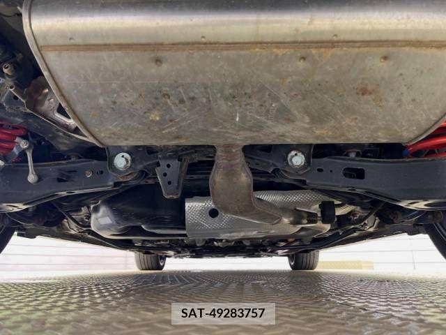Toyota PRIUS PHV 2018-06 377675-19