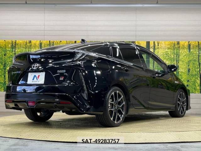 Toyota PRIUS PHV 2018-06 377675-16