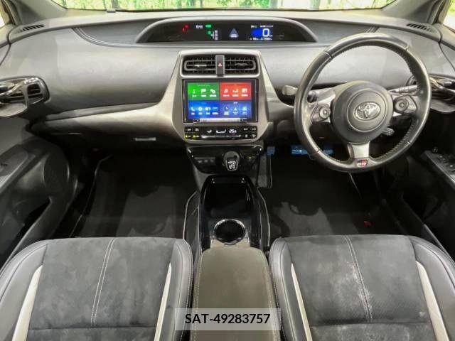 Toyota PRIUS PHV 2018-06 377675-1