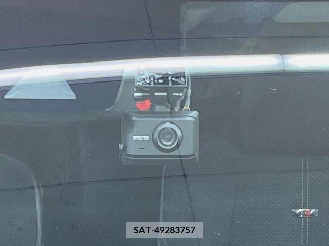 Toyota PRIUS PHV 2018-06 377675-6
