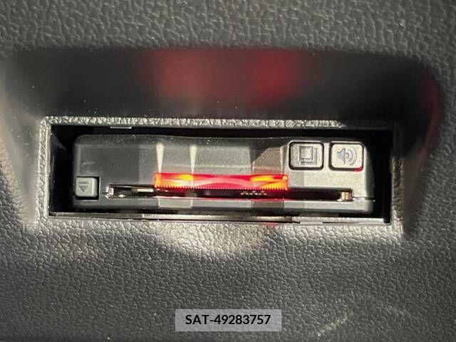 Toyota PRIUS PHV 2018-06 377675-5