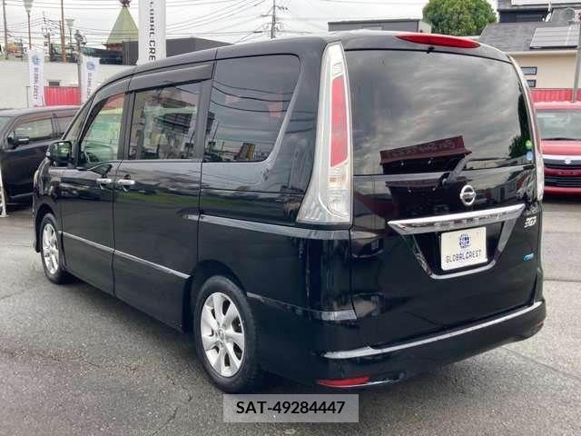 Nissan SERENA 2012-06 284252-5