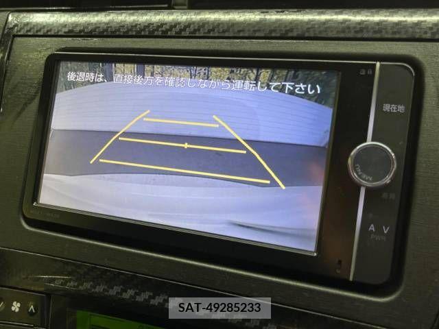 Toyota PRIUS 2013-01 338846-3