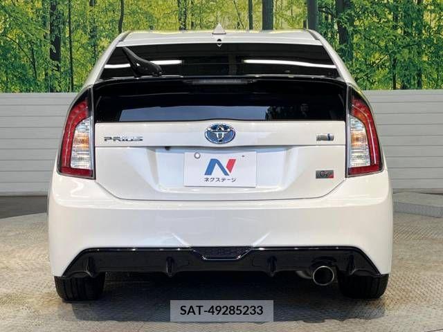 Toyota PRIUS 2013-01 338846-15