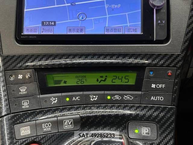 Toyota PRIUS 2013-01 338846-7