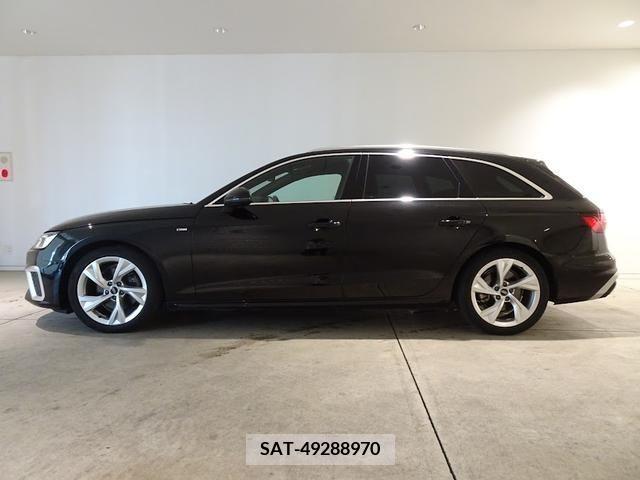Audi A4 2022-01 261054-6