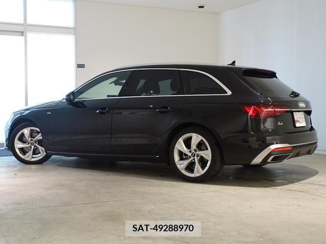 Audi A4 2022-01 261054-5