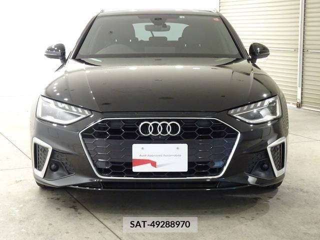 Audi A4 2022-01 261054-2