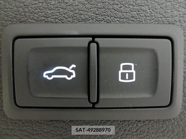 Audi A4 2022-01 261054-14