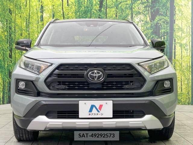 Toyota RAV4 2019-05 226632-14