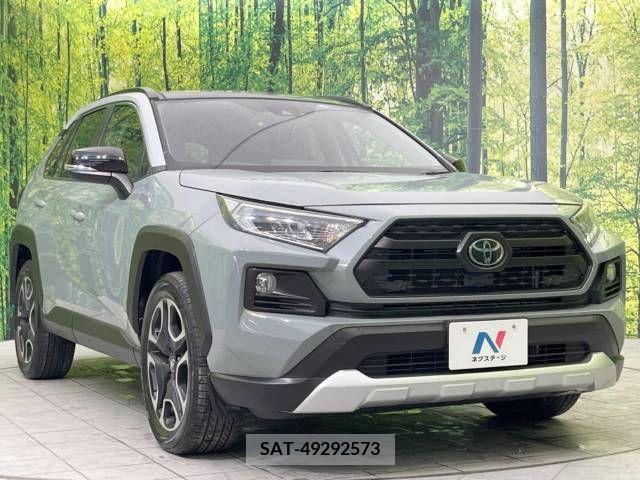 Toyota RAV4 2019-05 226632-16