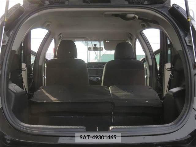 Toyota AQUA 2012-10 313958-18