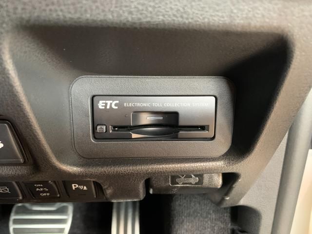 Nissan GT-R 2021-06 19268-4