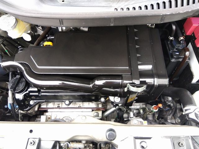 Nissan ROOX 2011-11 193926-29