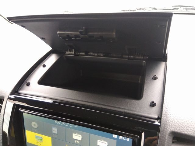 Nissan ROOX 2011-11 193926-14