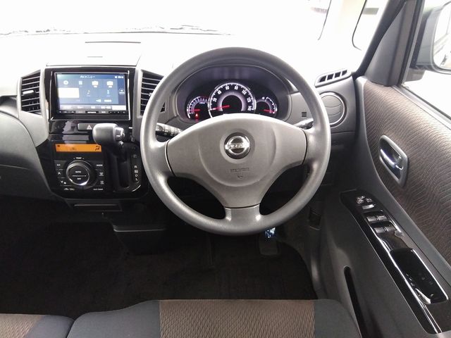 Nissan ROOX 2011-11 193926-3